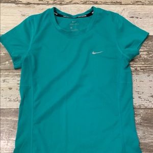 Nike dry fit miller top